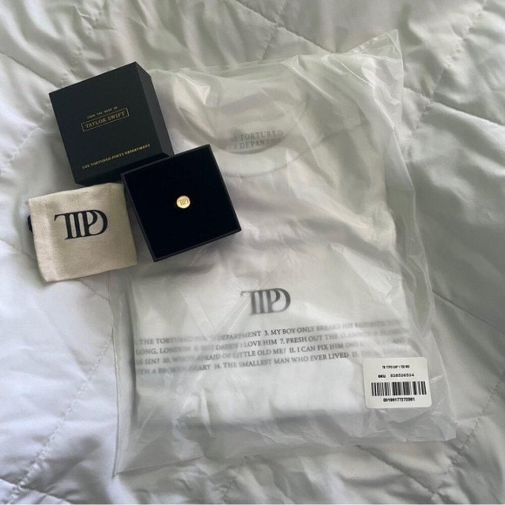 Taylor Swift The Tortured Poets Department Bundle: T-Shirt (M) and Ring (6)